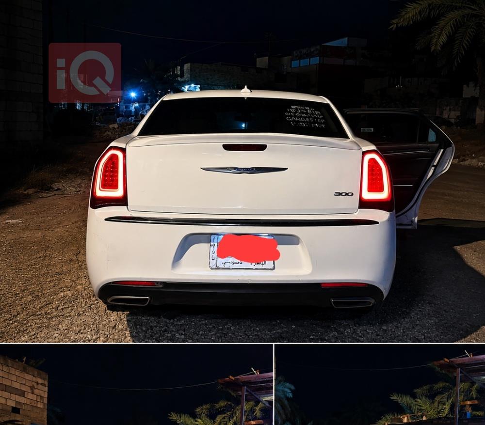 كرايسلر 300